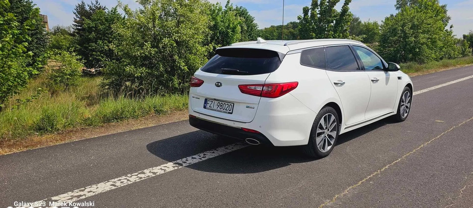 Kia Optima cena 59900 przebieg: 145111, rok produkcji 2017 z Góra małe 11